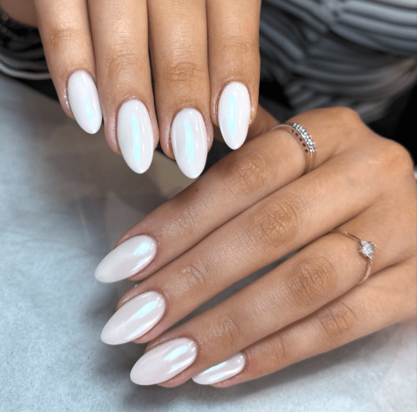vanilla chrome manicure